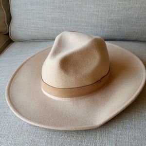 NWT Free People Neutral Beige Brown Felt Fedora Western boho Hat Suede Band